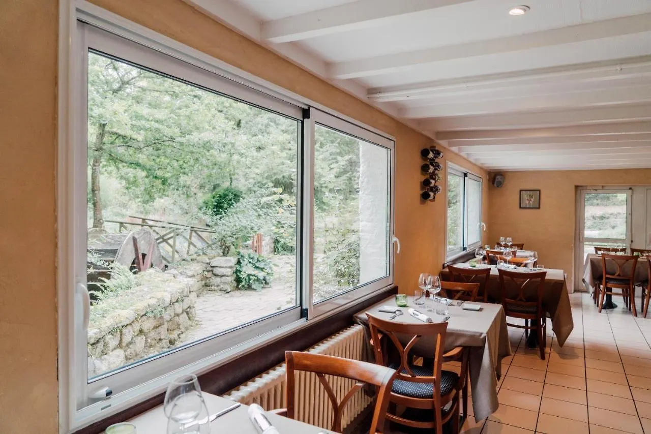 Logis Auberge de Pont Calleck Inguiniel 0*,  France