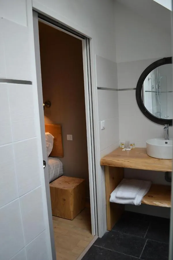 Hotel Logis Auberge de Pont Calleck Inguiniel France