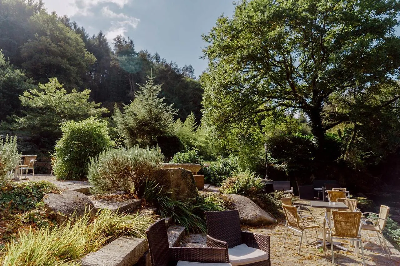 Hotel Logis Auberge De Pont Calleck Inguiniel France